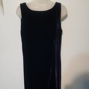 "Silx" (By August Silk) Blue Velvet Cocktail Dress   Size Medium